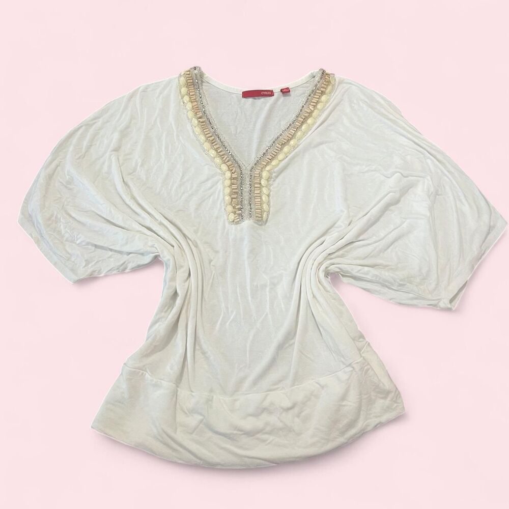 Cyrus Women's White and Cream Blouse